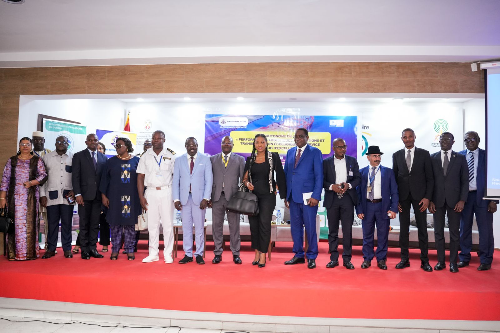 Africa Consulting Leaders, architecte du GUFORD, au cœur de la transformation logistique du Port Autonome de Lomé à la Foire Togo 2000.